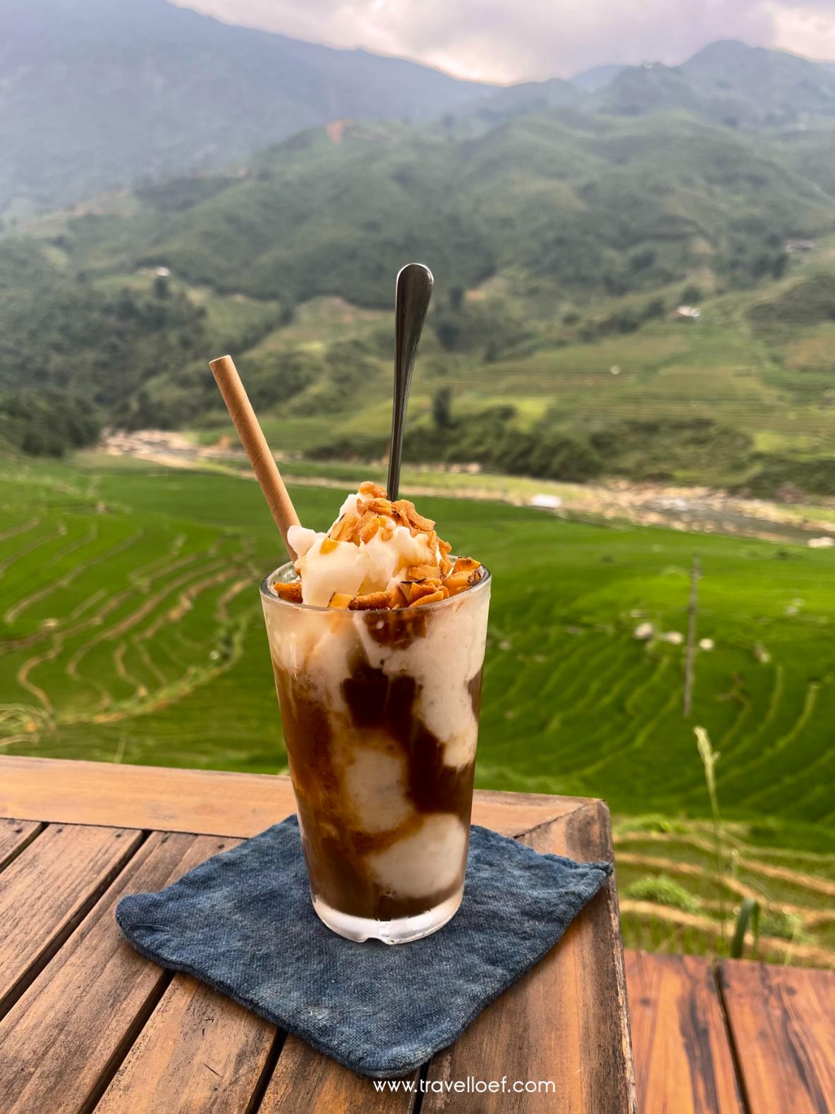 Sapa Sailing cafe coocnut koffie 